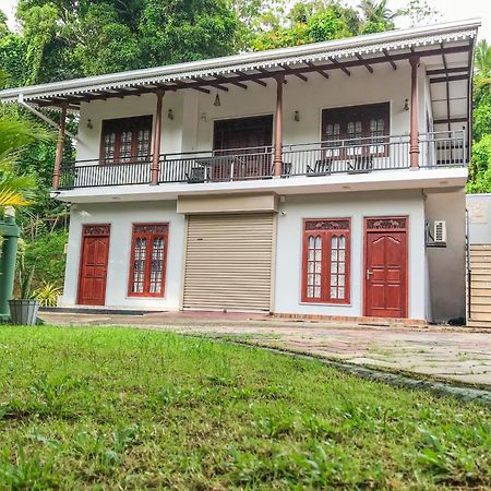Villa Girilena Hikkaduwa Esterno foto