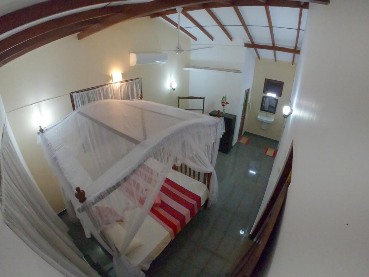 Villa Girilena Hikkaduwa Esterno foto