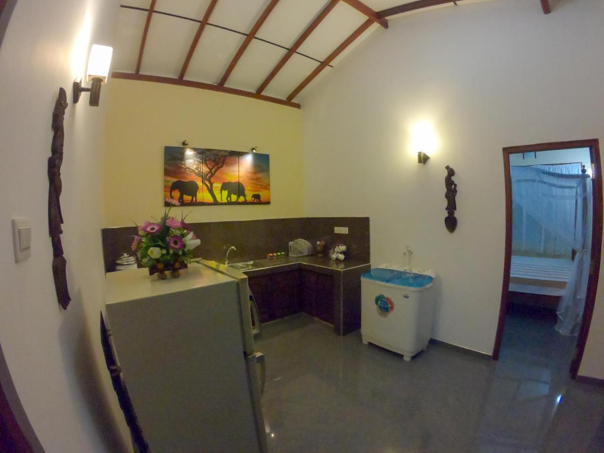 Villa Girilena Hikkaduwa Esterno foto