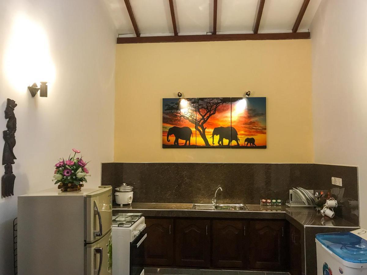 Villa Girilena Hikkaduwa Esterno foto