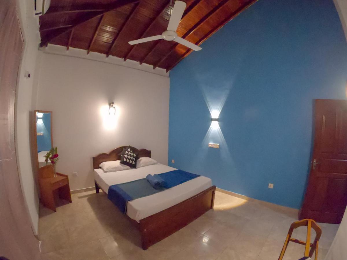Villa Girilena Hikkaduwa Esterno foto