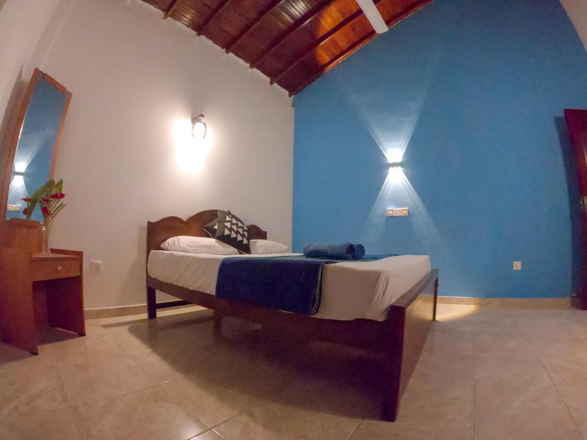 Villa Girilena Hikkaduwa Esterno foto
