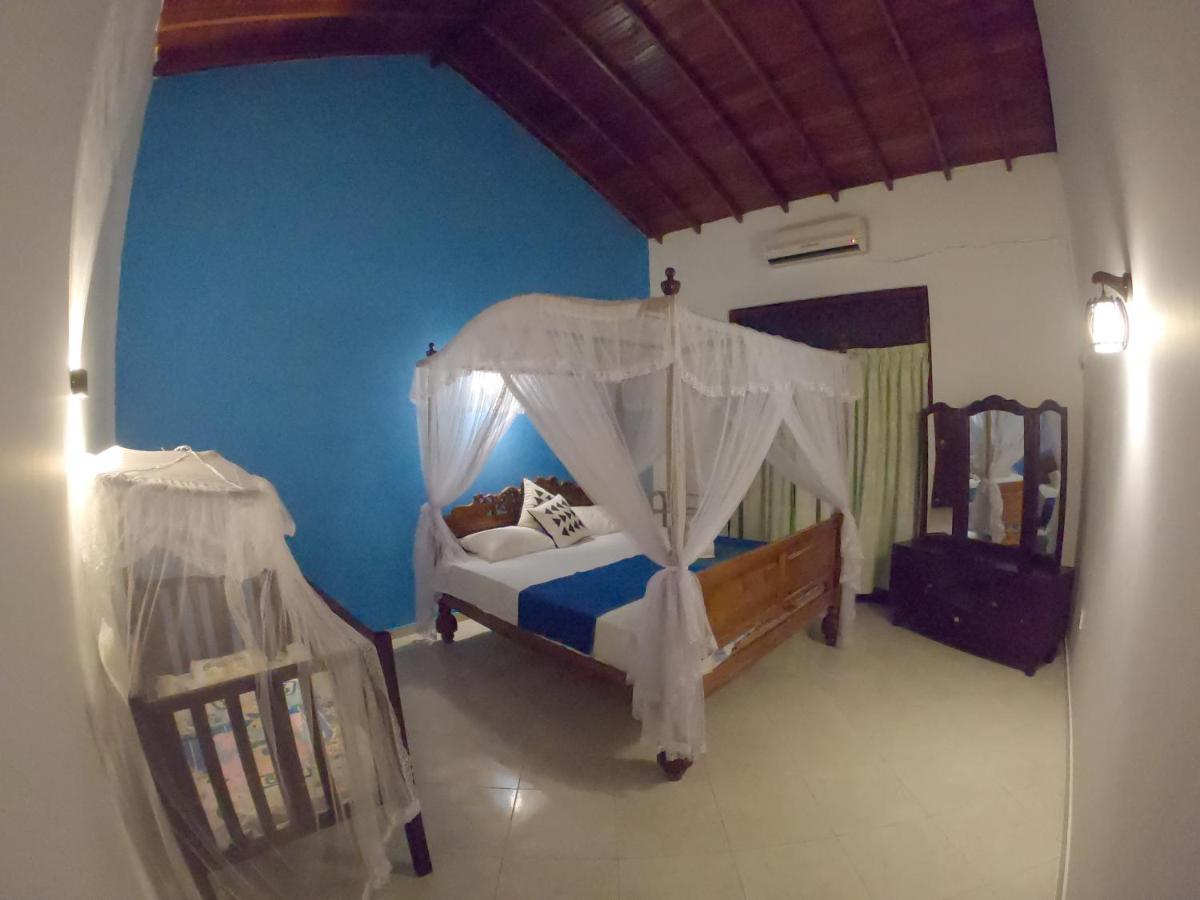 Villa Girilena Hikkaduwa Esterno foto