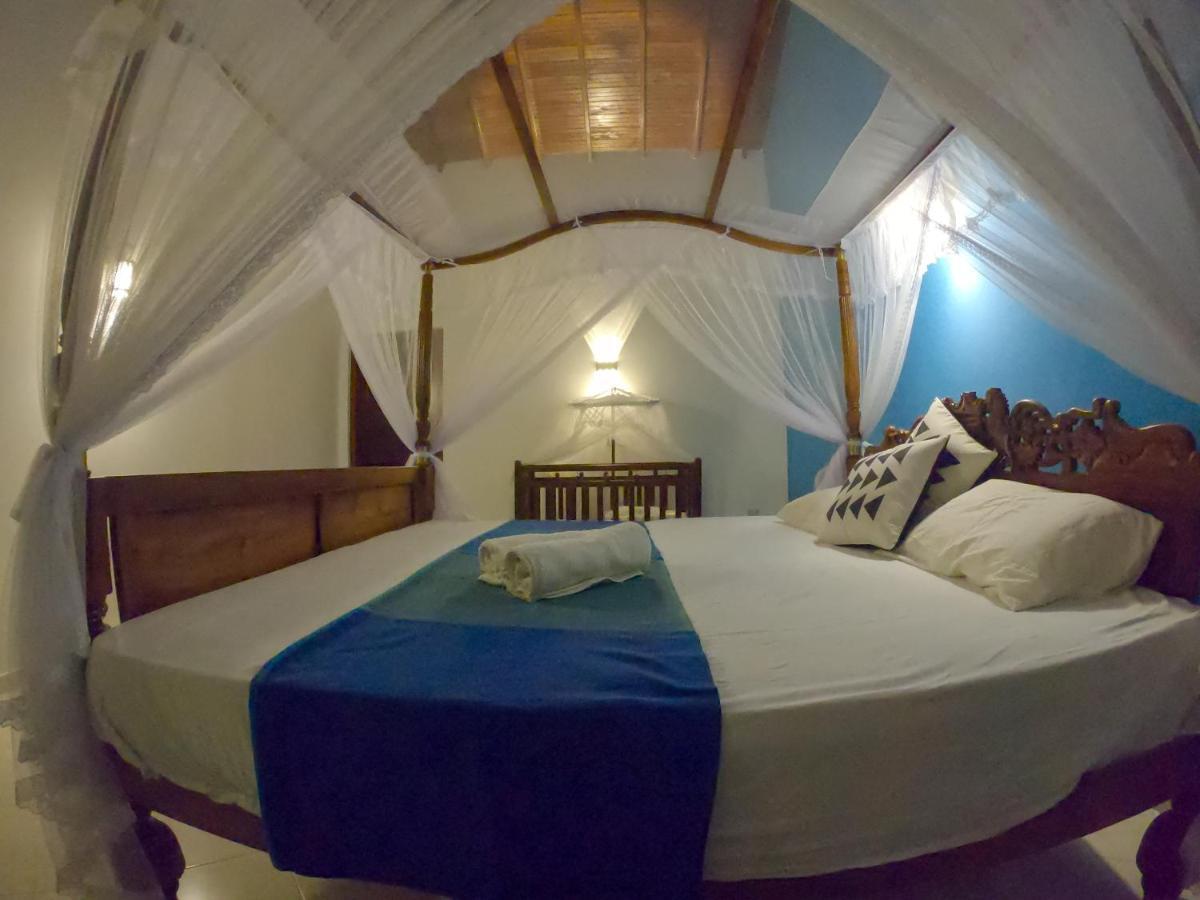 Villa Girilena Hikkaduwa Esterno foto