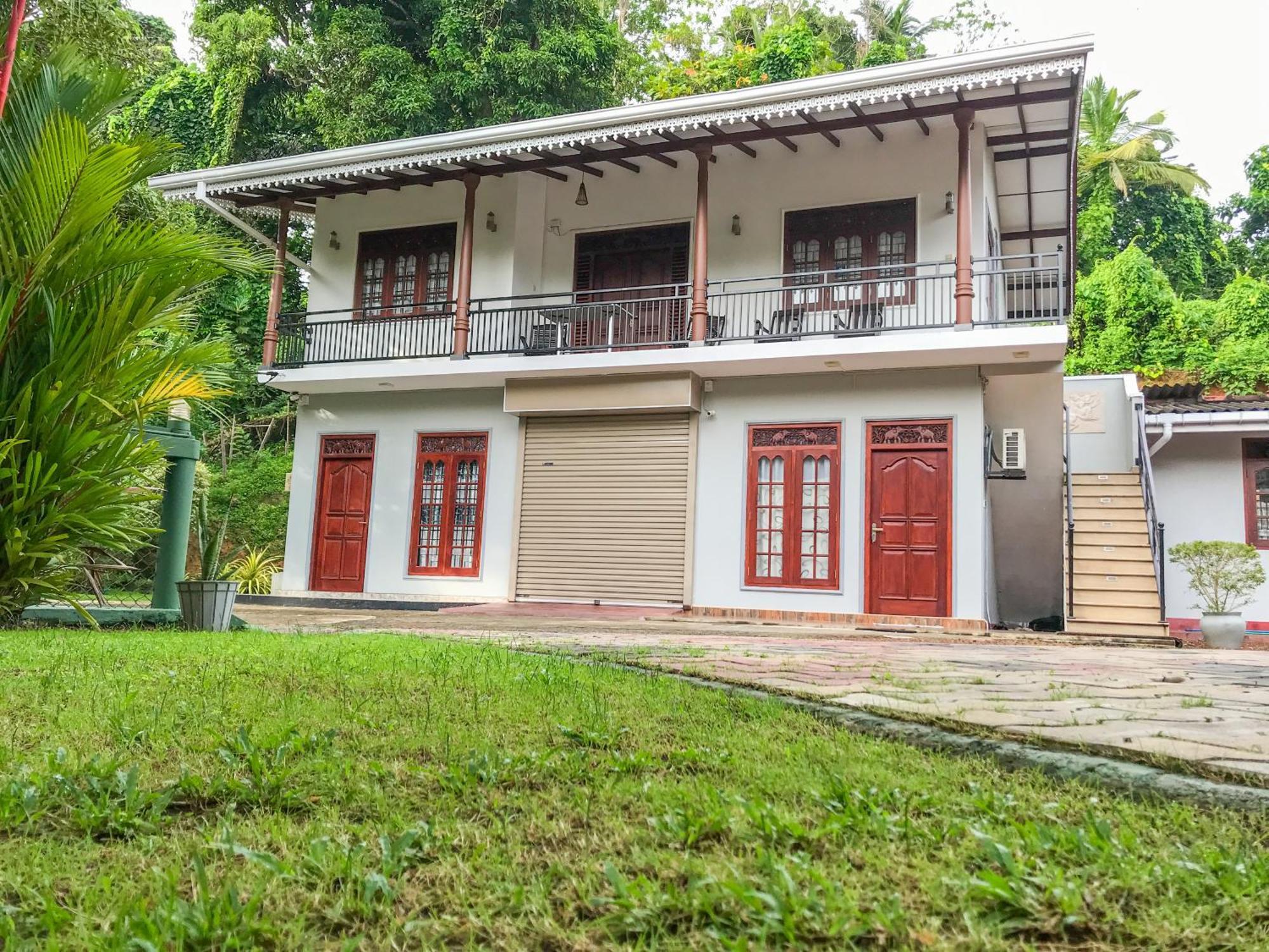Villa Girilena Hikkaduwa Esterno foto