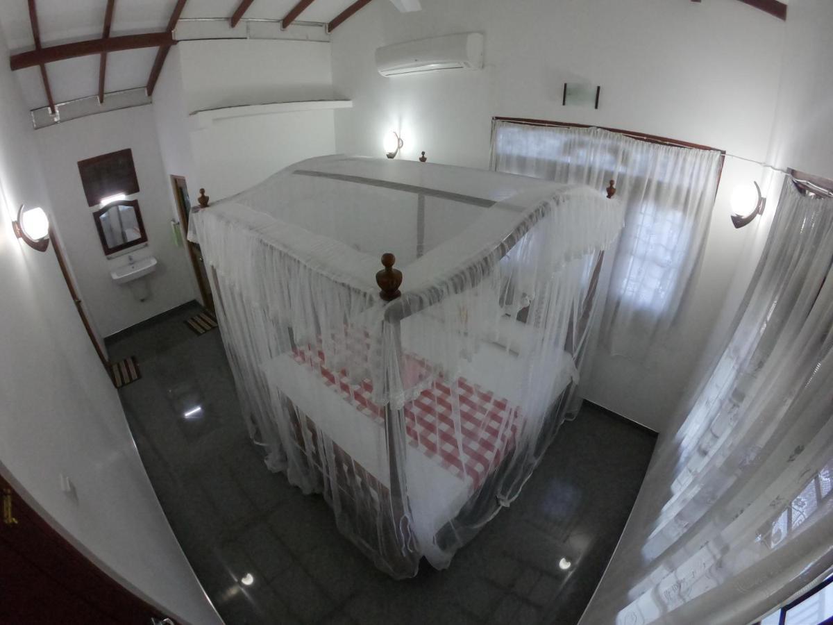 Villa Girilena Hikkaduwa Esterno foto