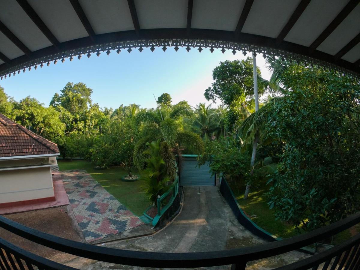 Villa Girilena Hikkaduwa Esterno foto